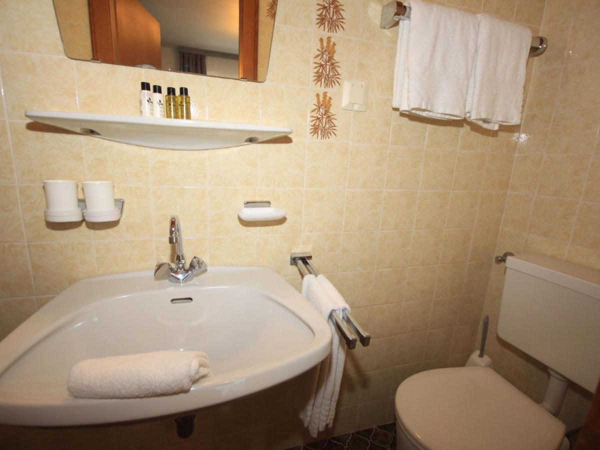 Holiday Home Chalet Alpin By Interhome Kaprun Kültér fotó
